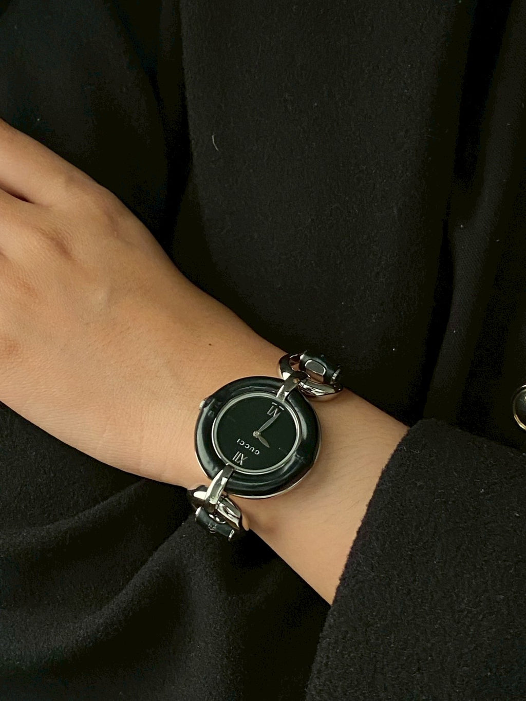 Gucci bamboo 132.40 black c.8836