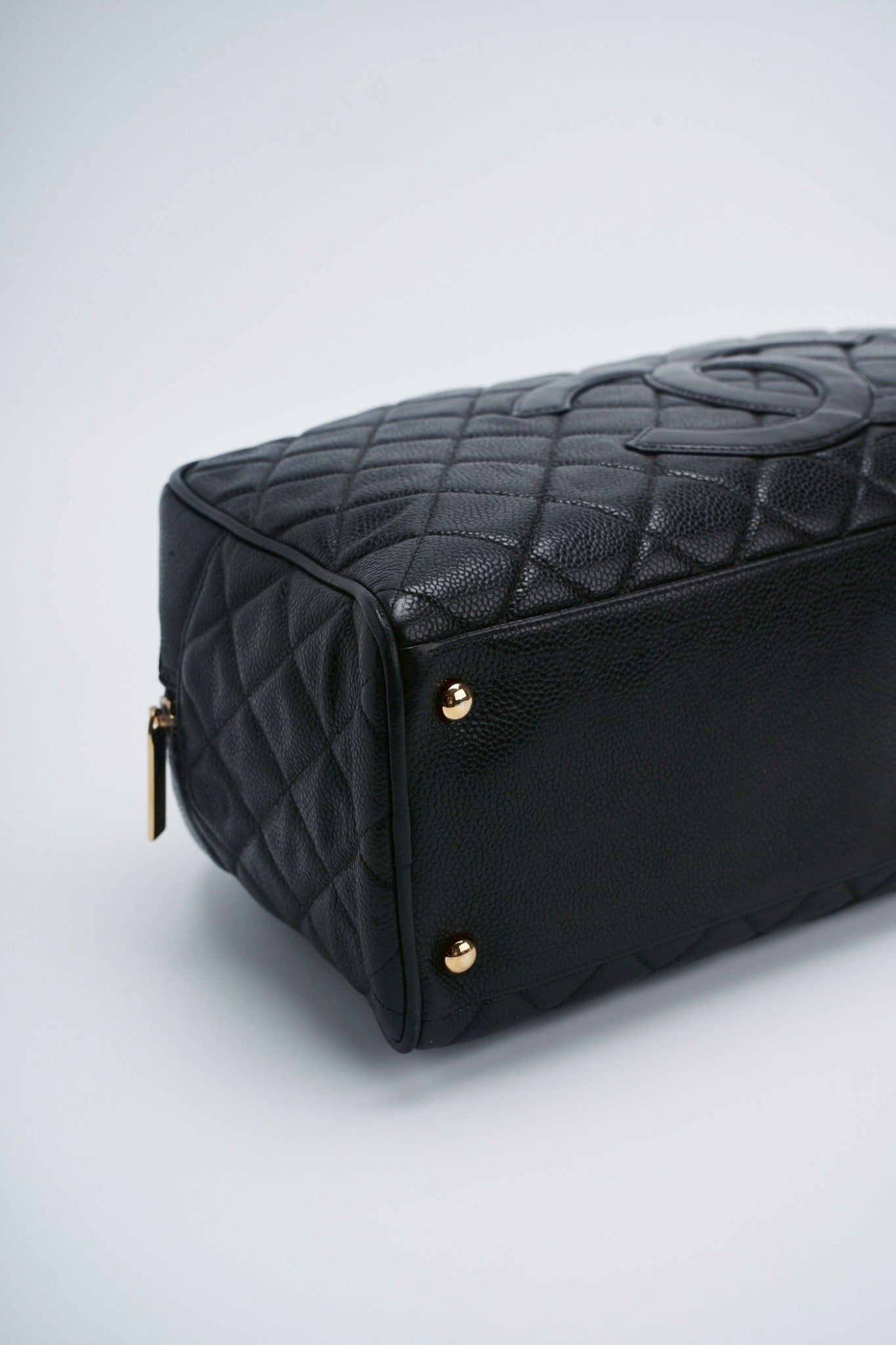 Chanel Boston black