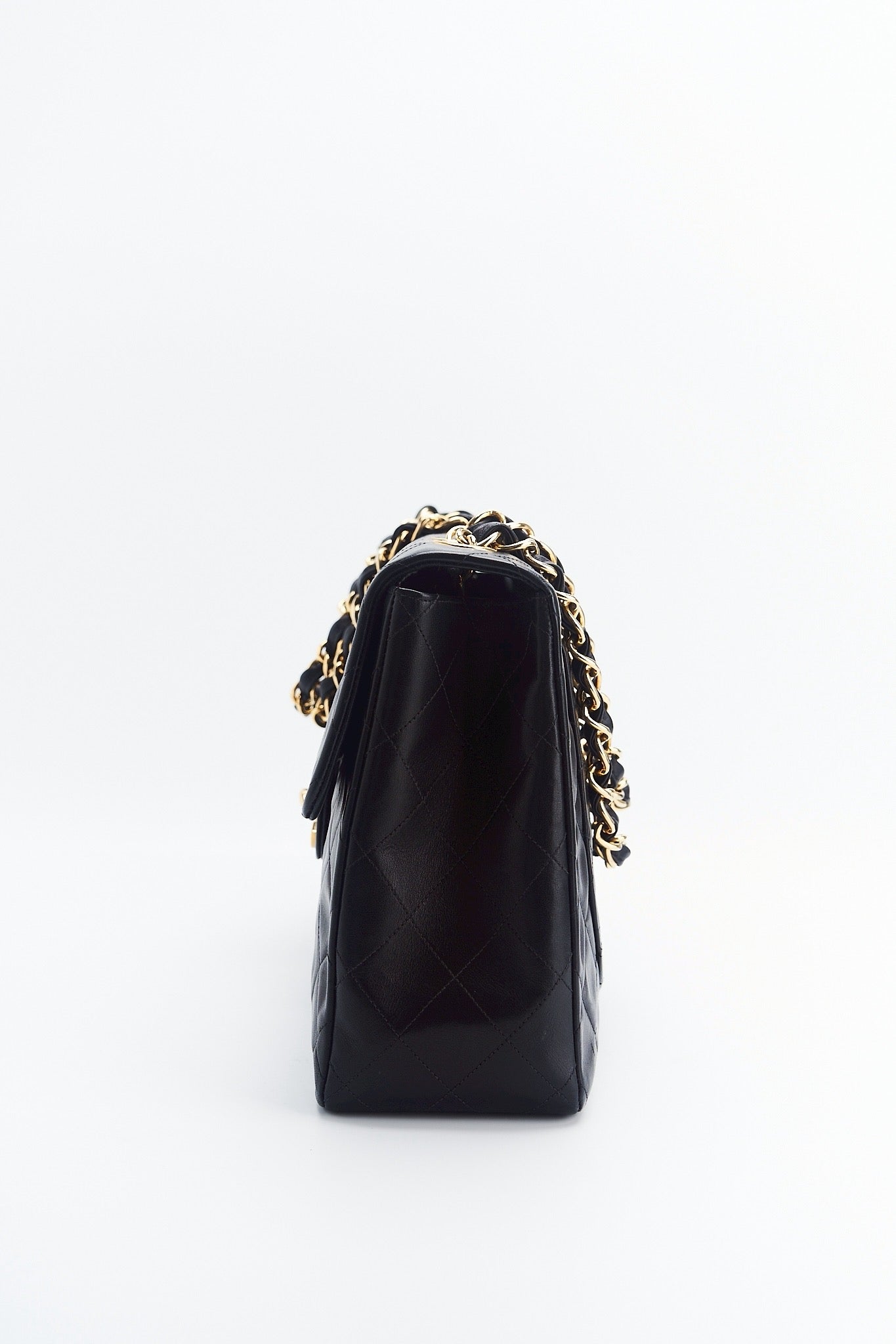Chanel classic maxi