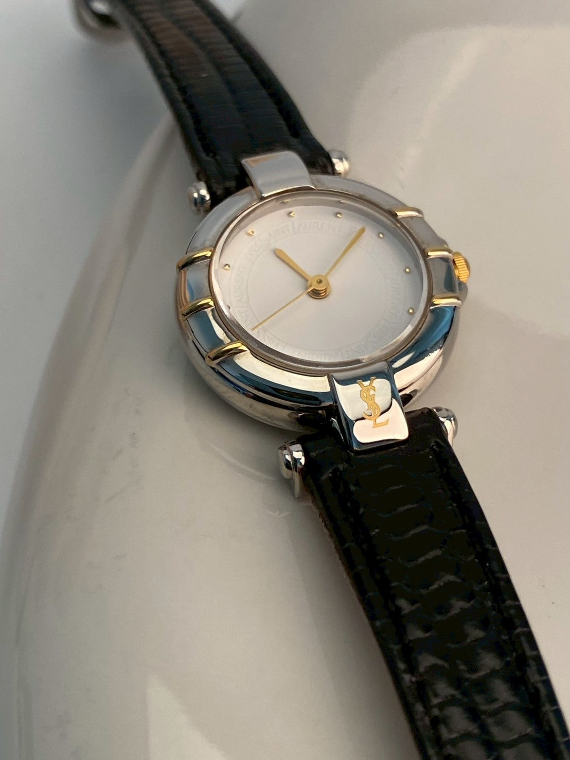 Ysl white dial c.0400