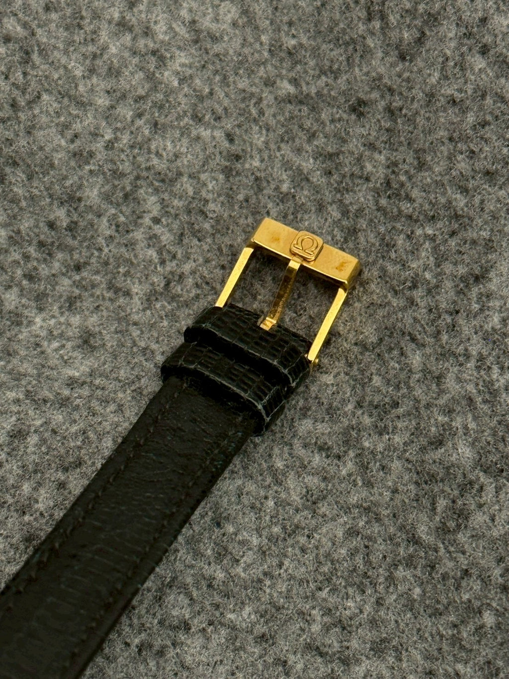 Omega devilla gold c.1387