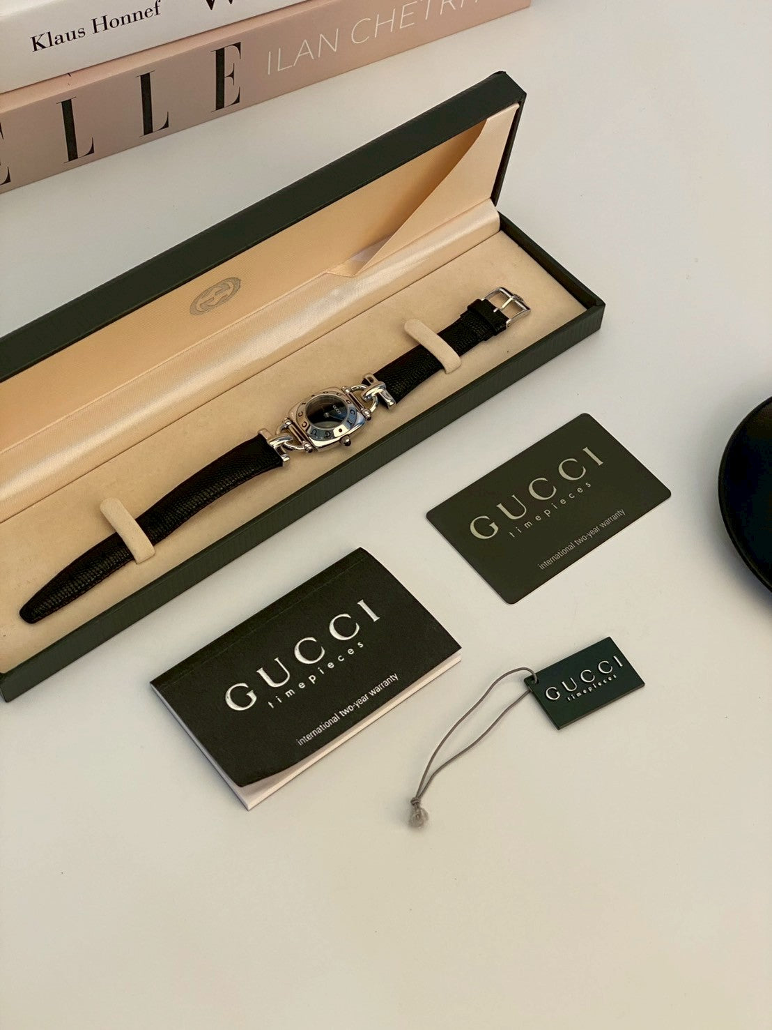 Gucci 6300L silver watch c.7306