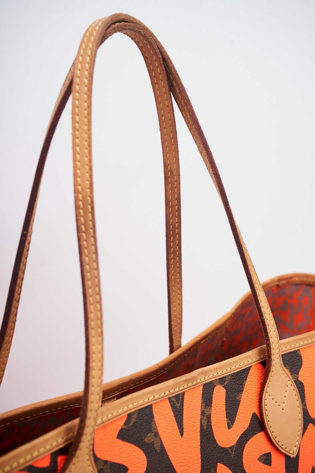 Lv graffiti neverfull orange gm