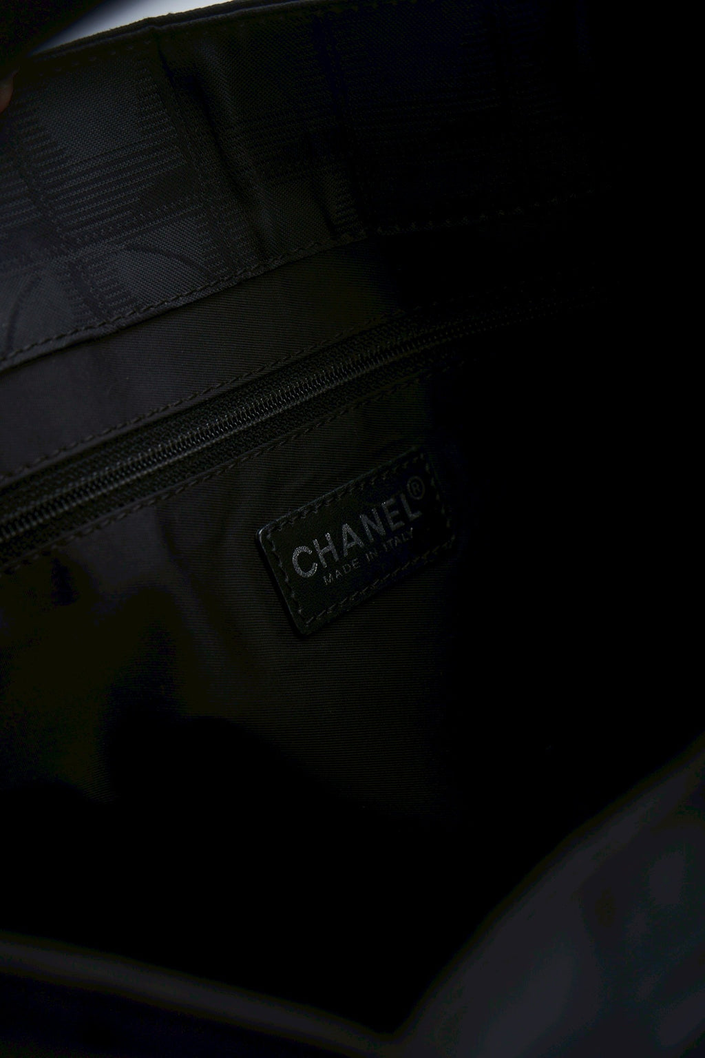 Chanel tavel line tote bag