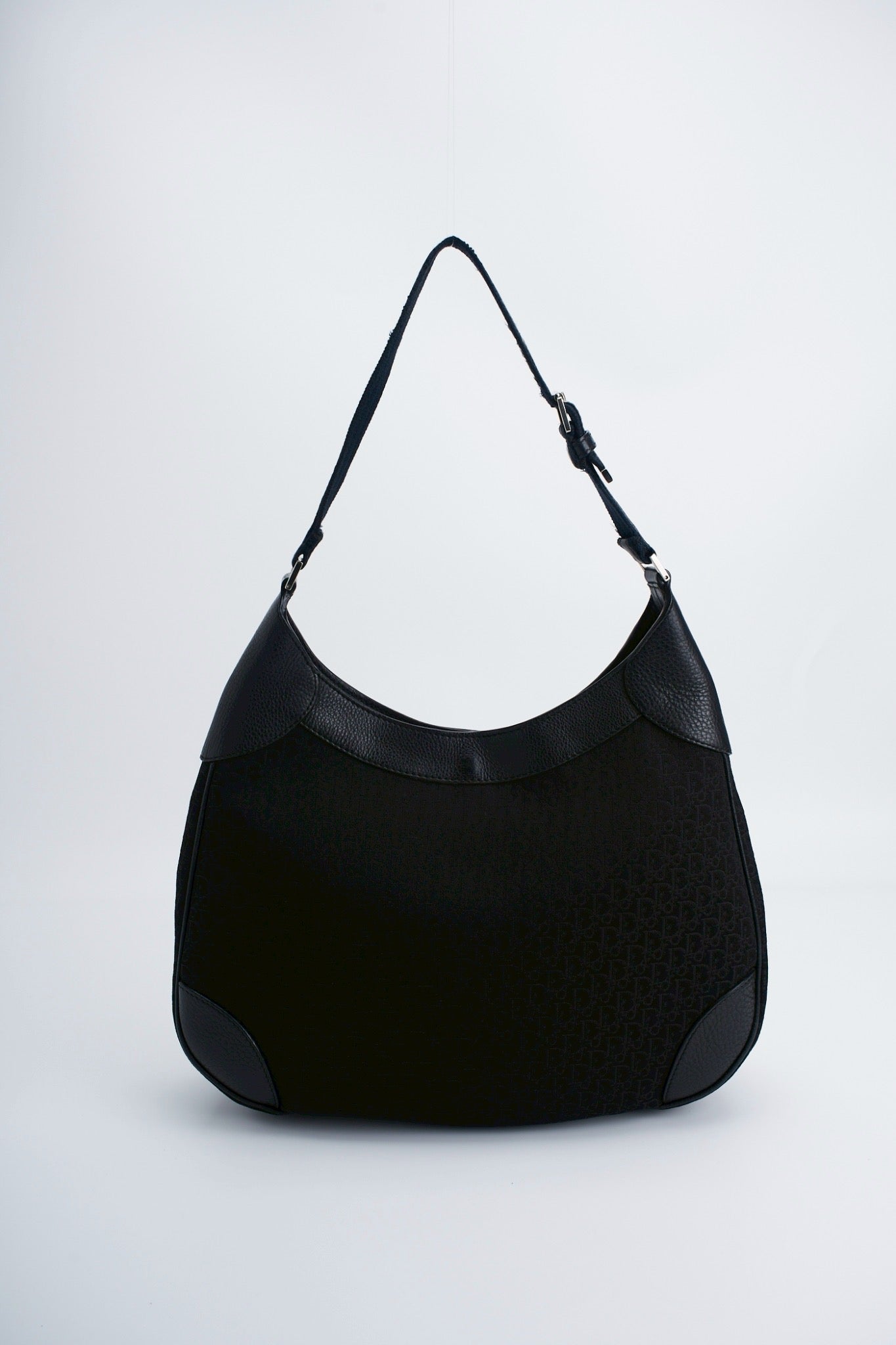 Dior street-chic hobo bag