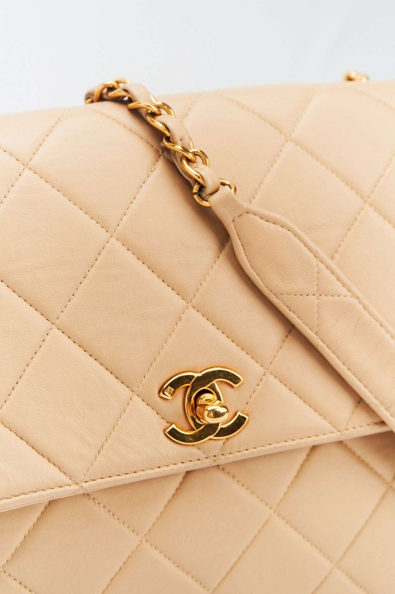 Chanel Quilted shoulder bag beige