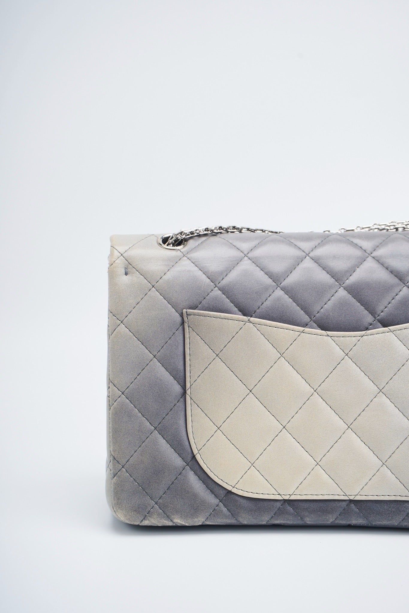 Chanel ombre reissue227