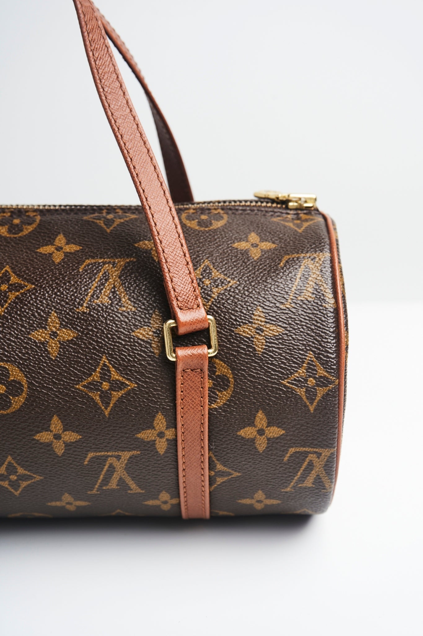 LV papillon 26”