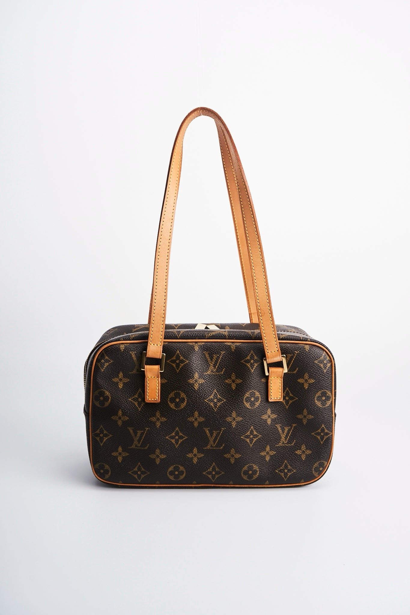 Louis vuitton cite mm size