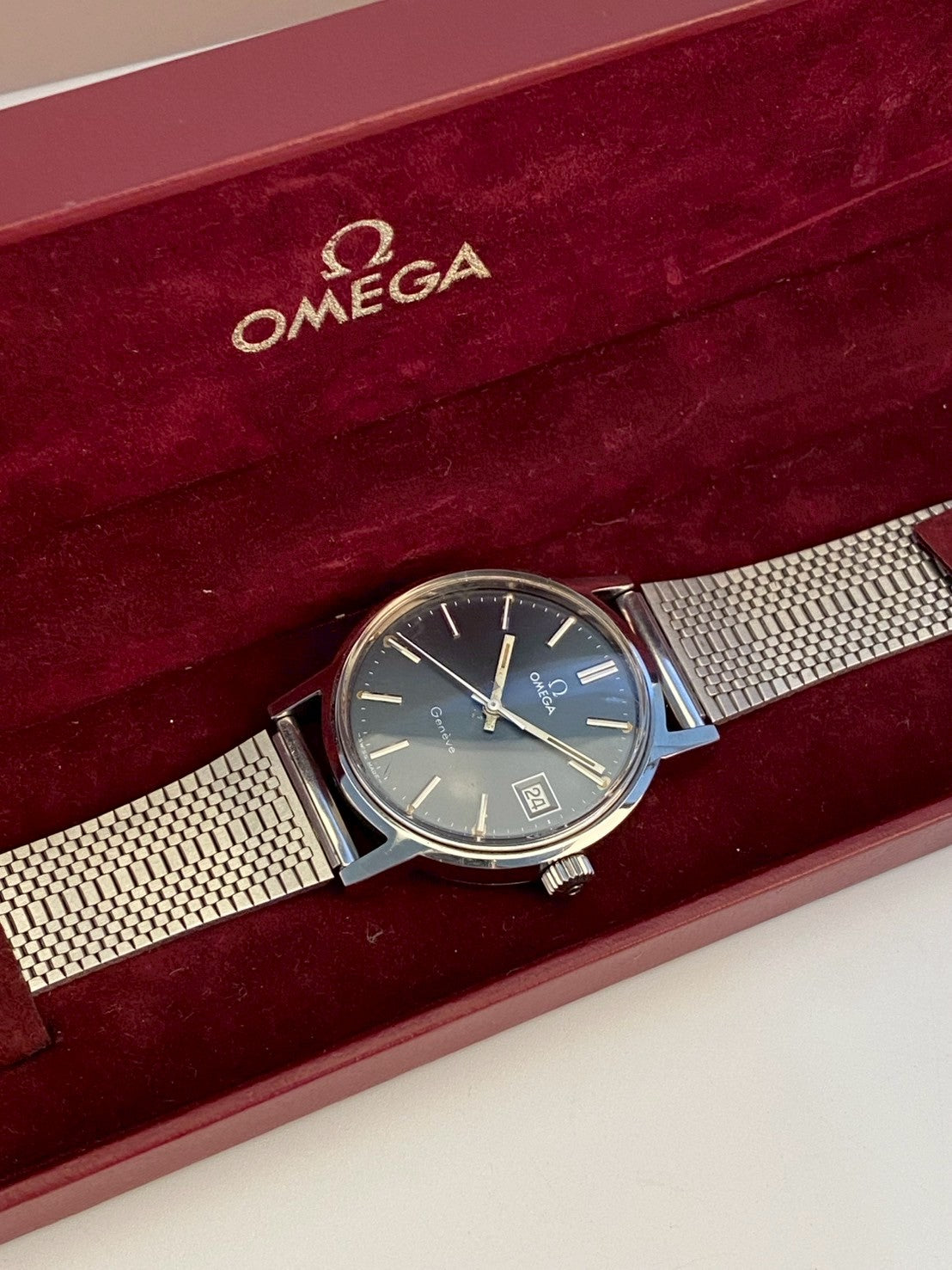 Omega geneve blue dial date watch auto