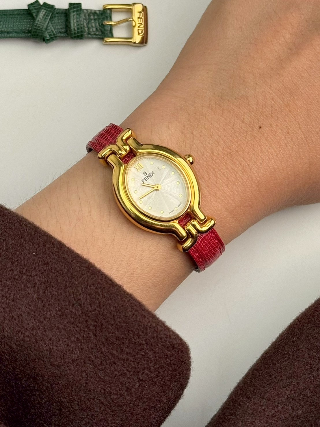 Fendi change strap 5pc.