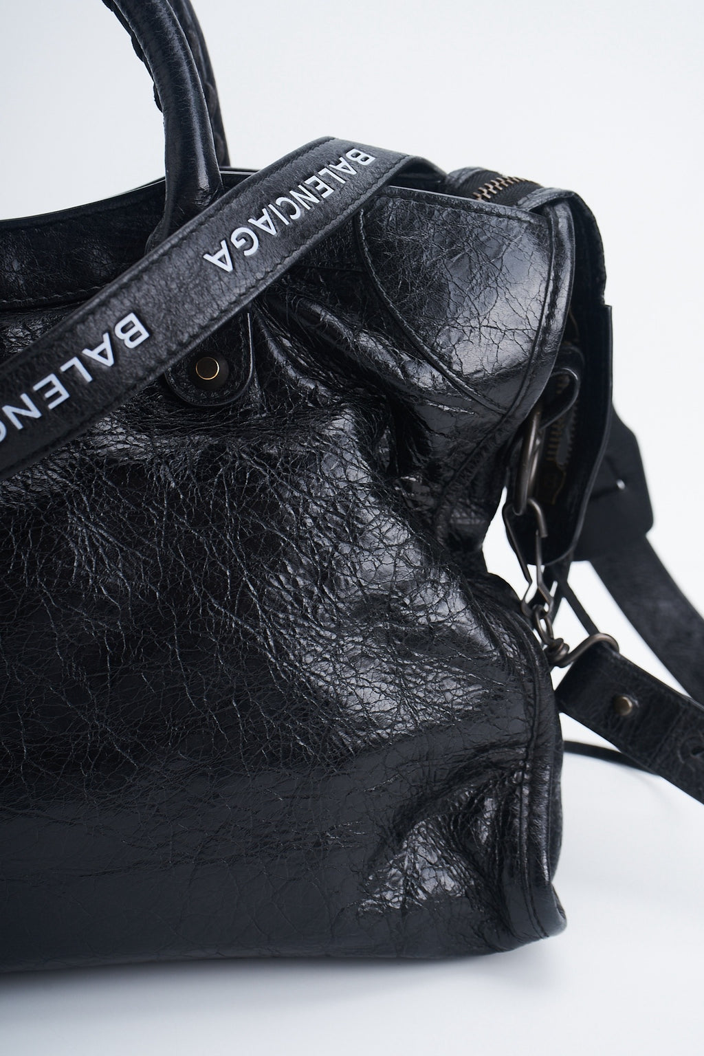 Balenciaga city