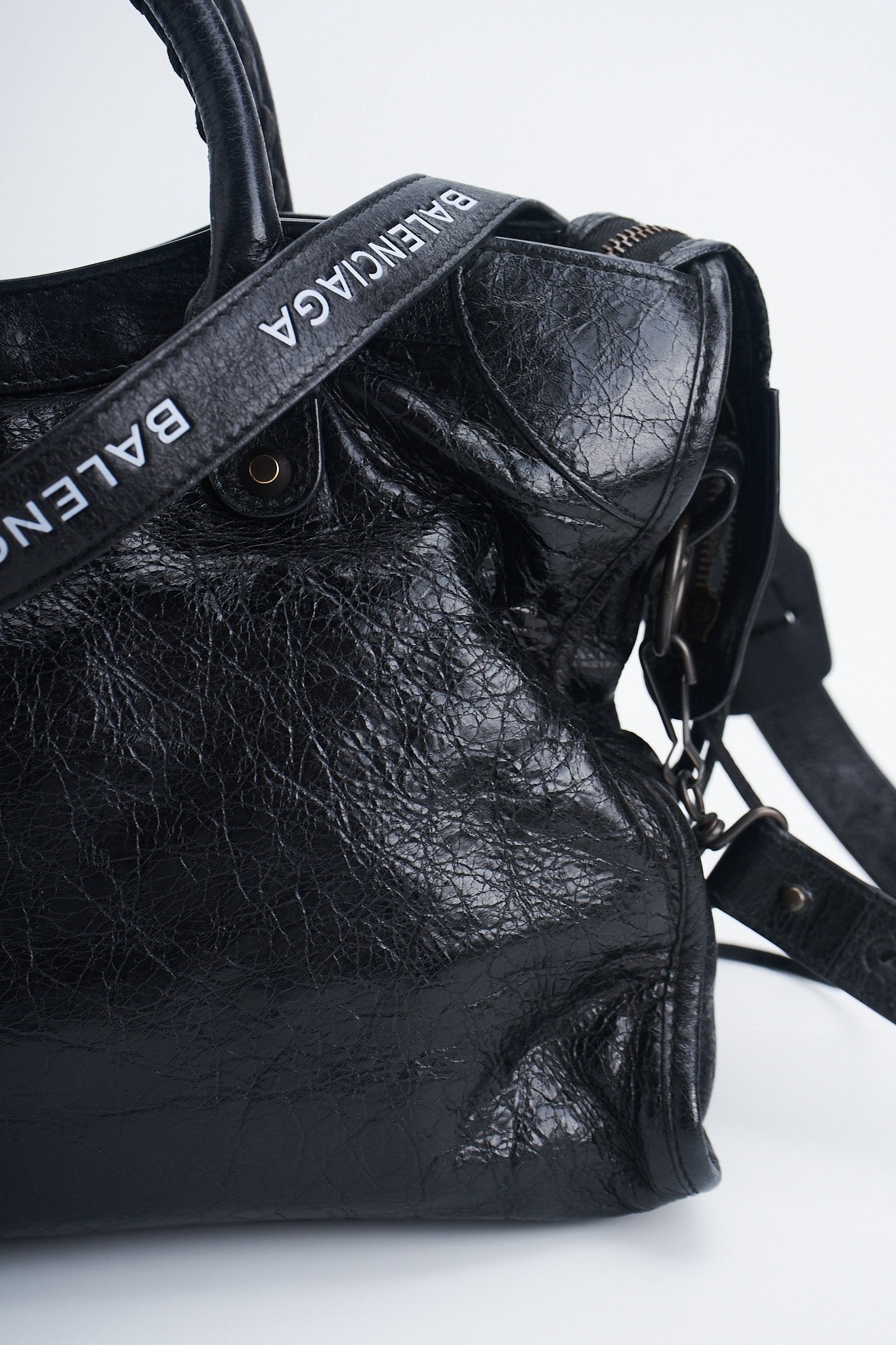 Balenciaga city