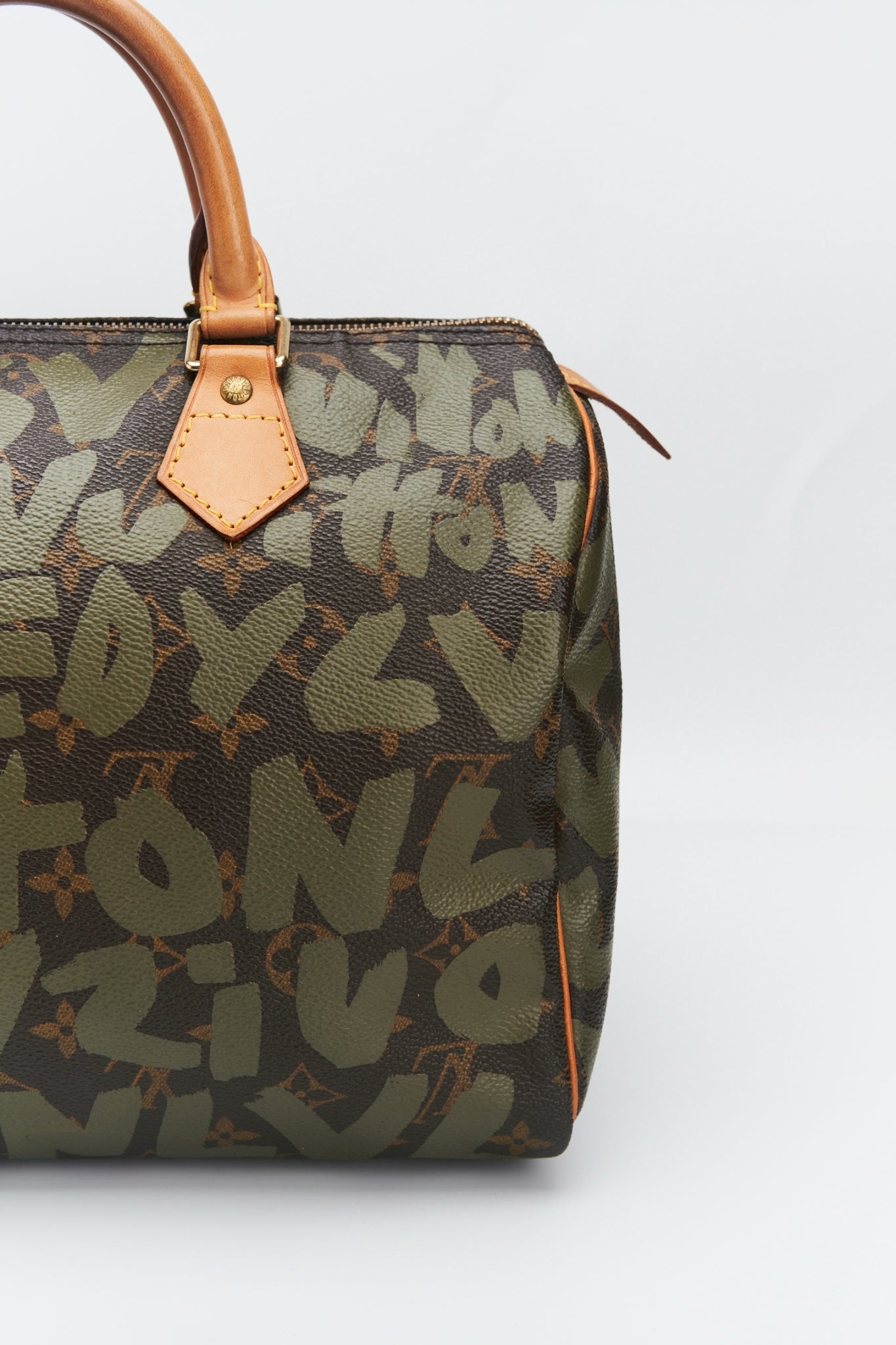 Louis vuitton Khaki Graffiti speedy “30