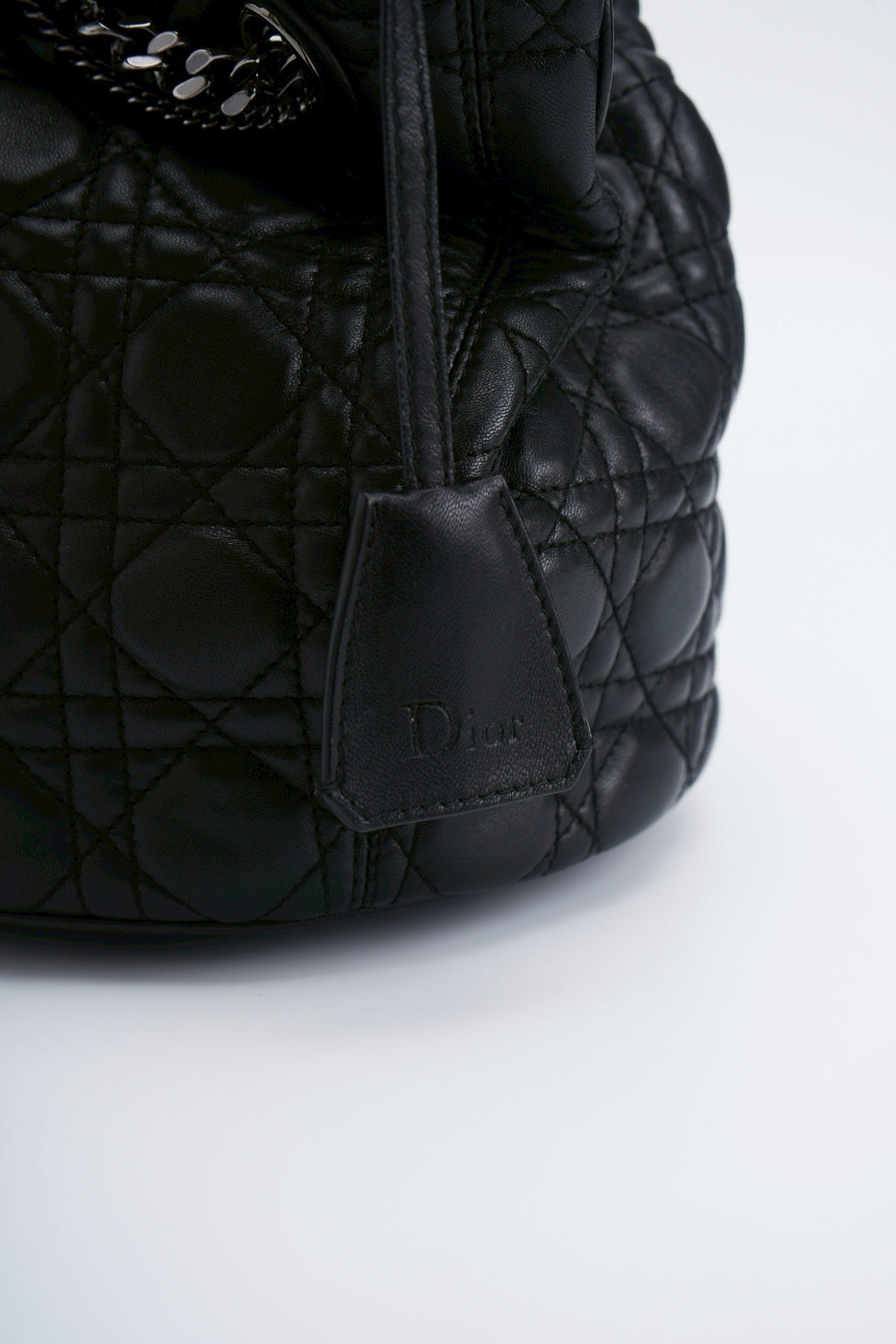 Lady dior cannage padlock bucket