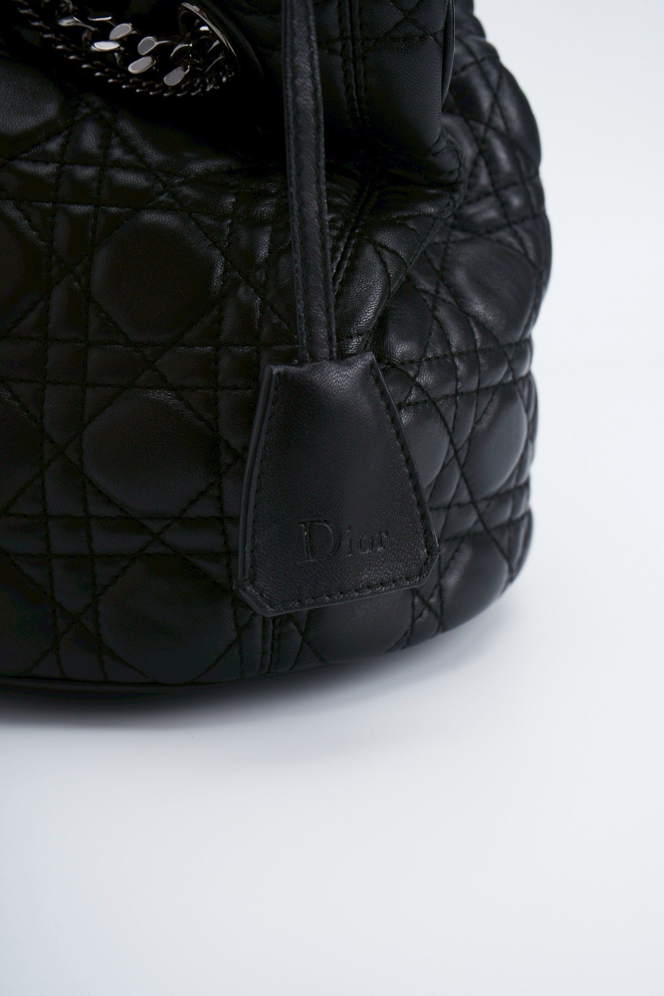 Lady dior cannage padlock bucket