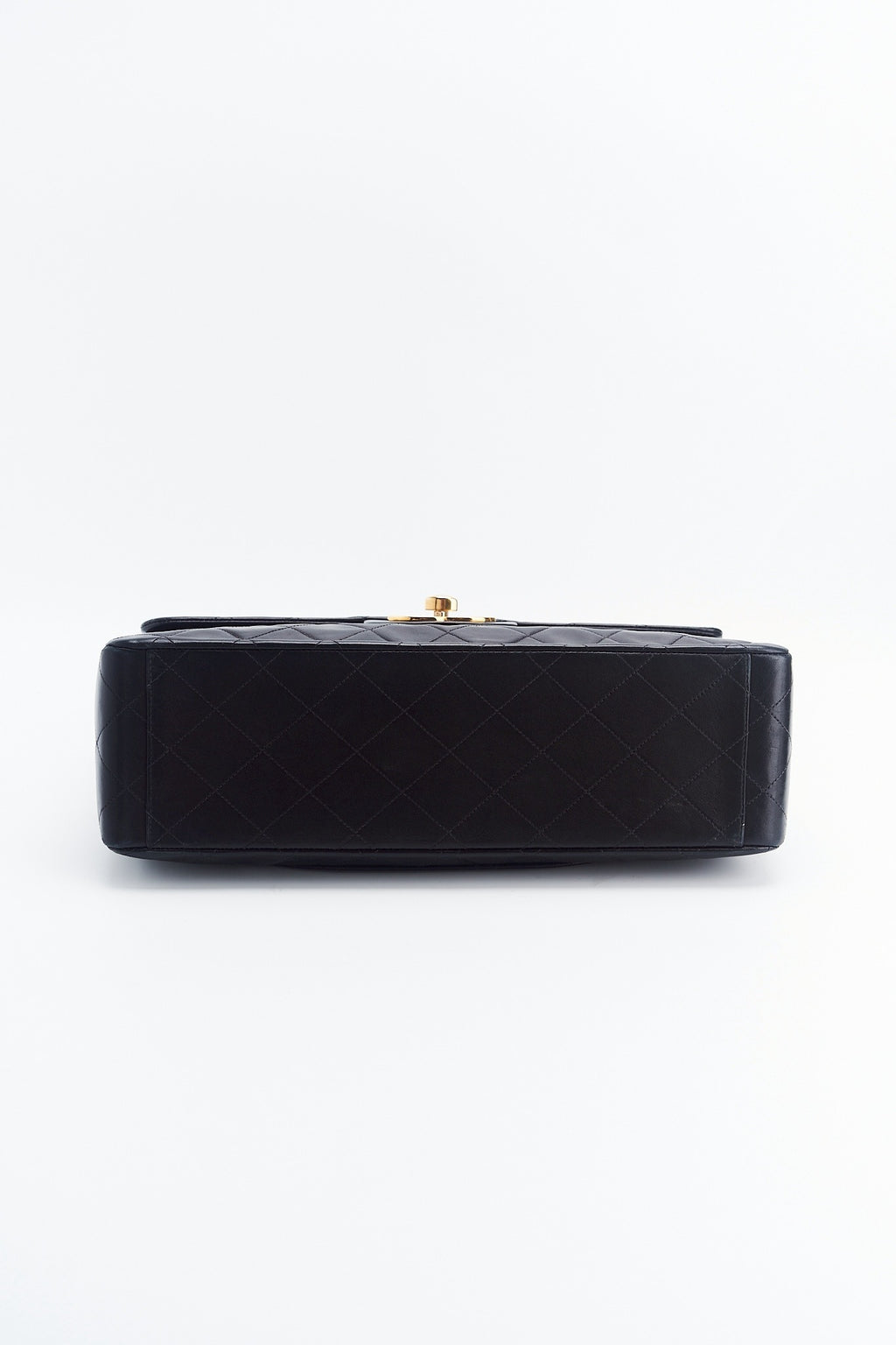Chanel classic maxi
