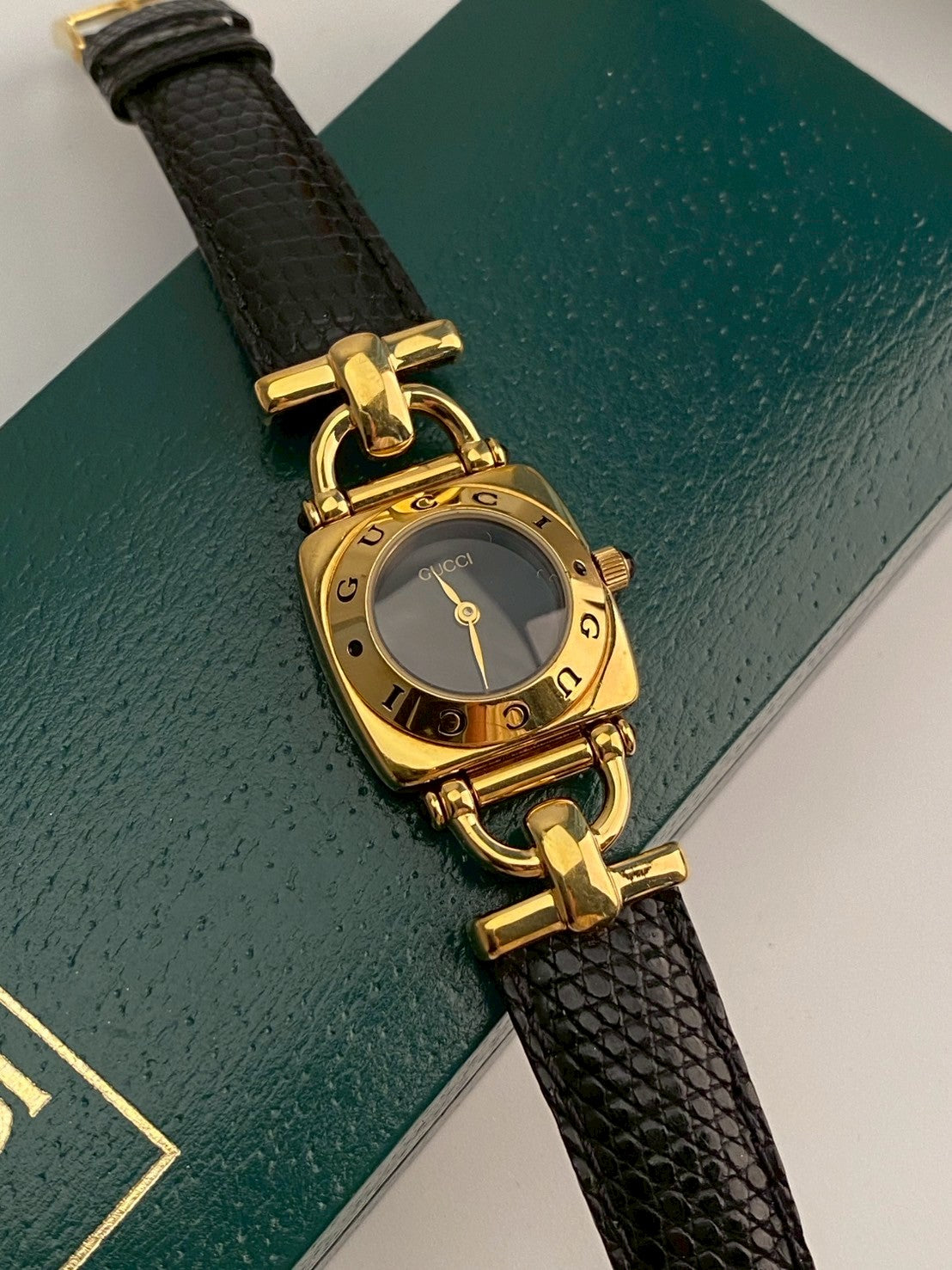 Gucci gold 6300L c.0835