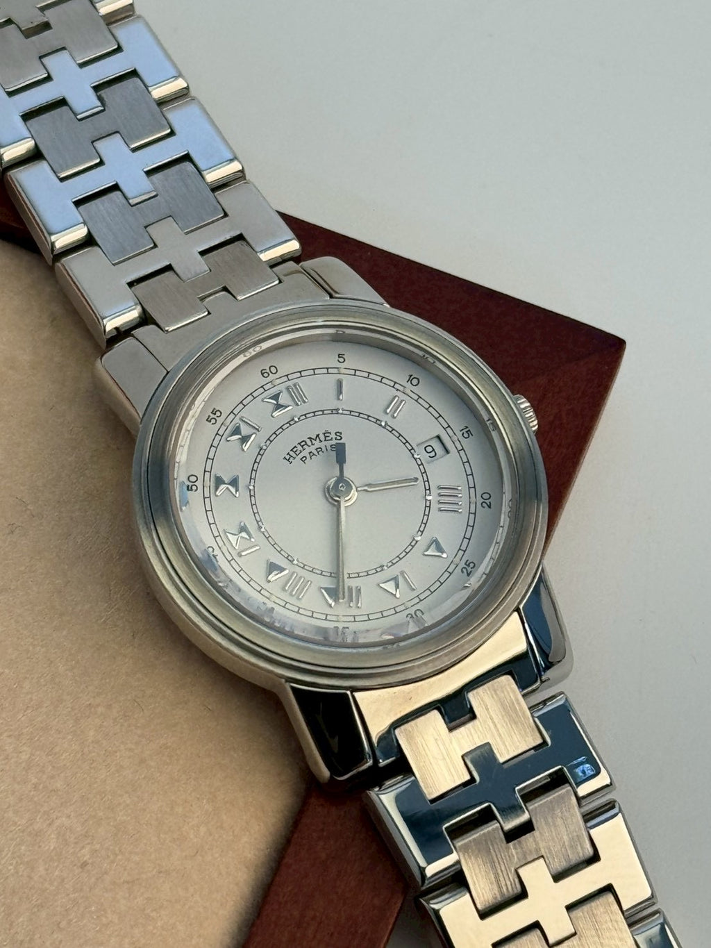 Hermes roman numerals c.8039
