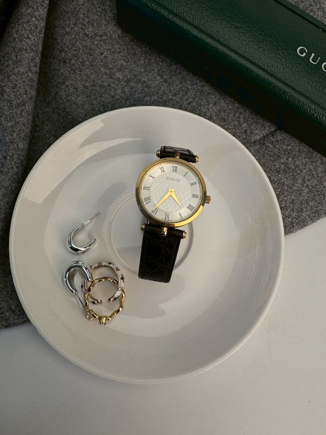 gucci 2000l gray dial boy c.5316