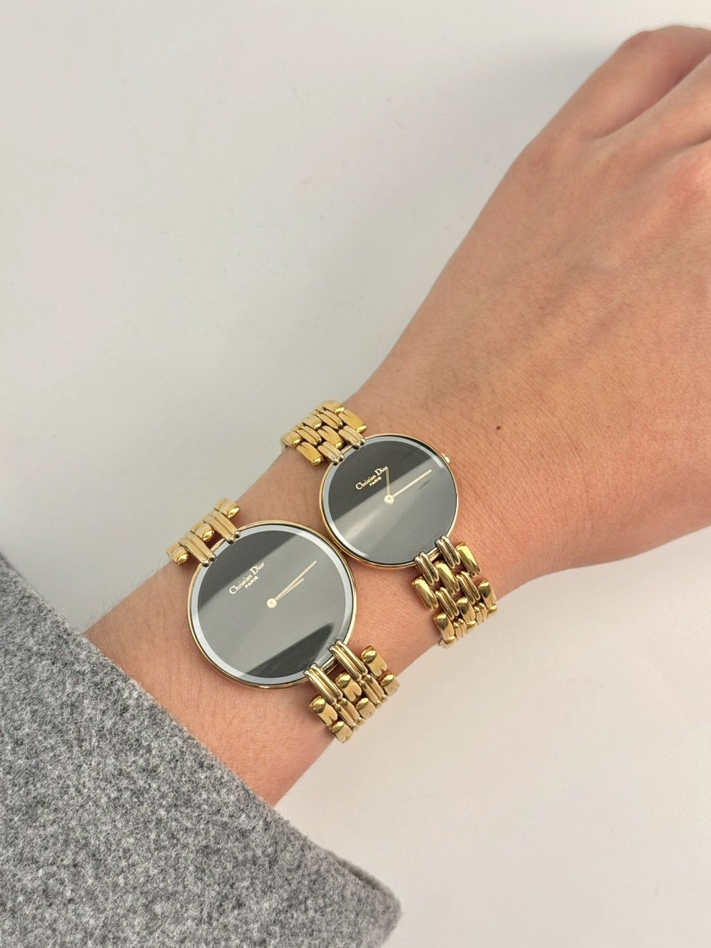 Dior black dial gold sizeM c.7686