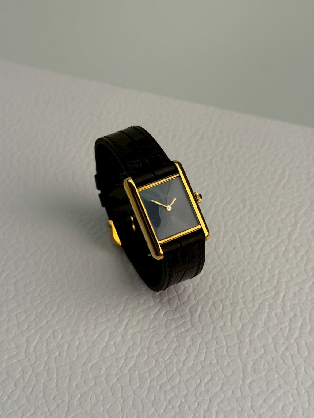 Cartier tank Manual blue s size. C.4849
