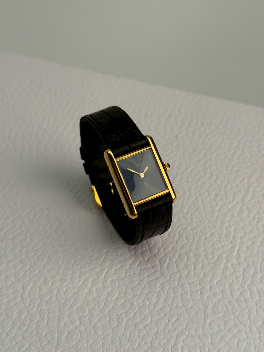Cartier tank Manual blue s size. C.4849