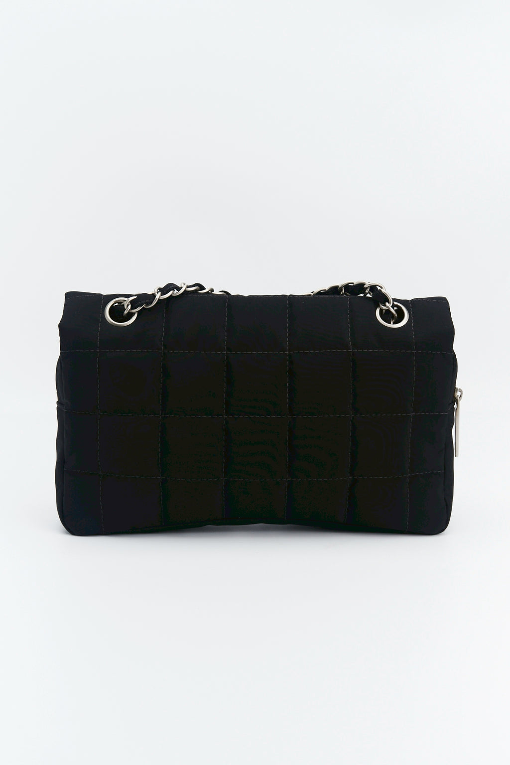 Chanel nylon easy flab “12