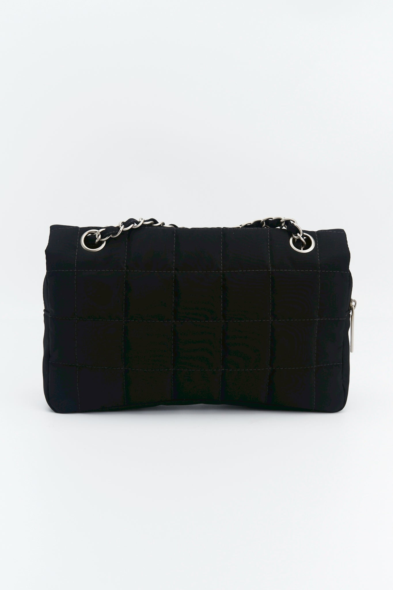 Chanel nylon easy flab “12
