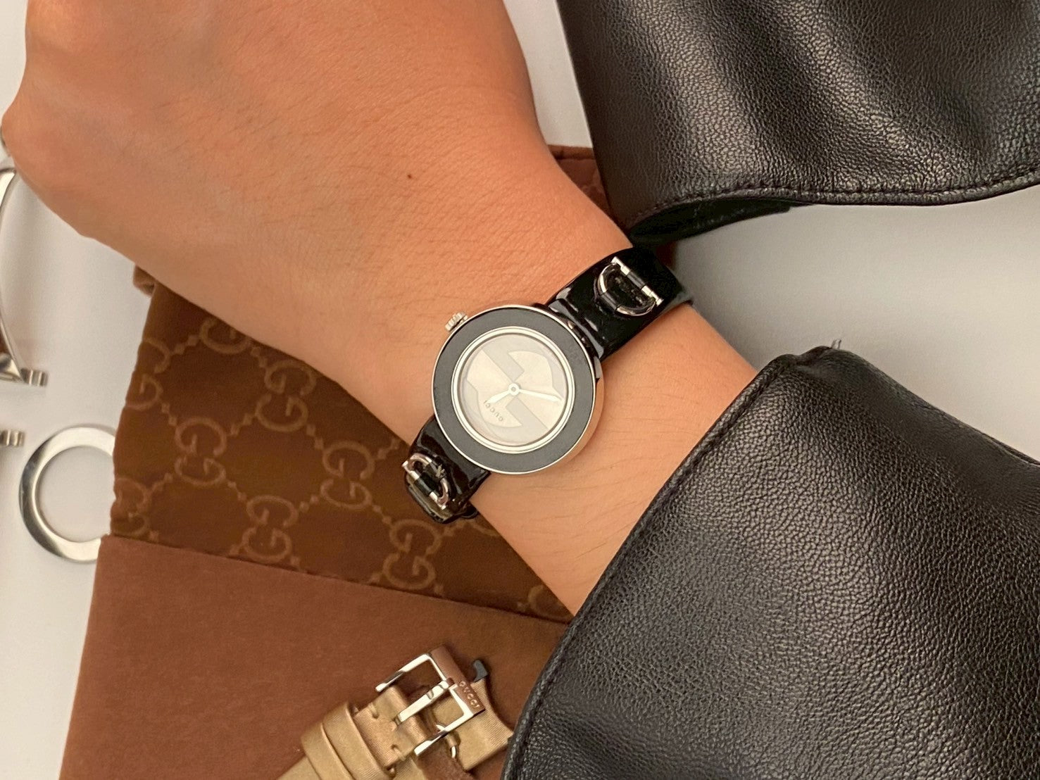 Gucci 129.5 bangle c.1542