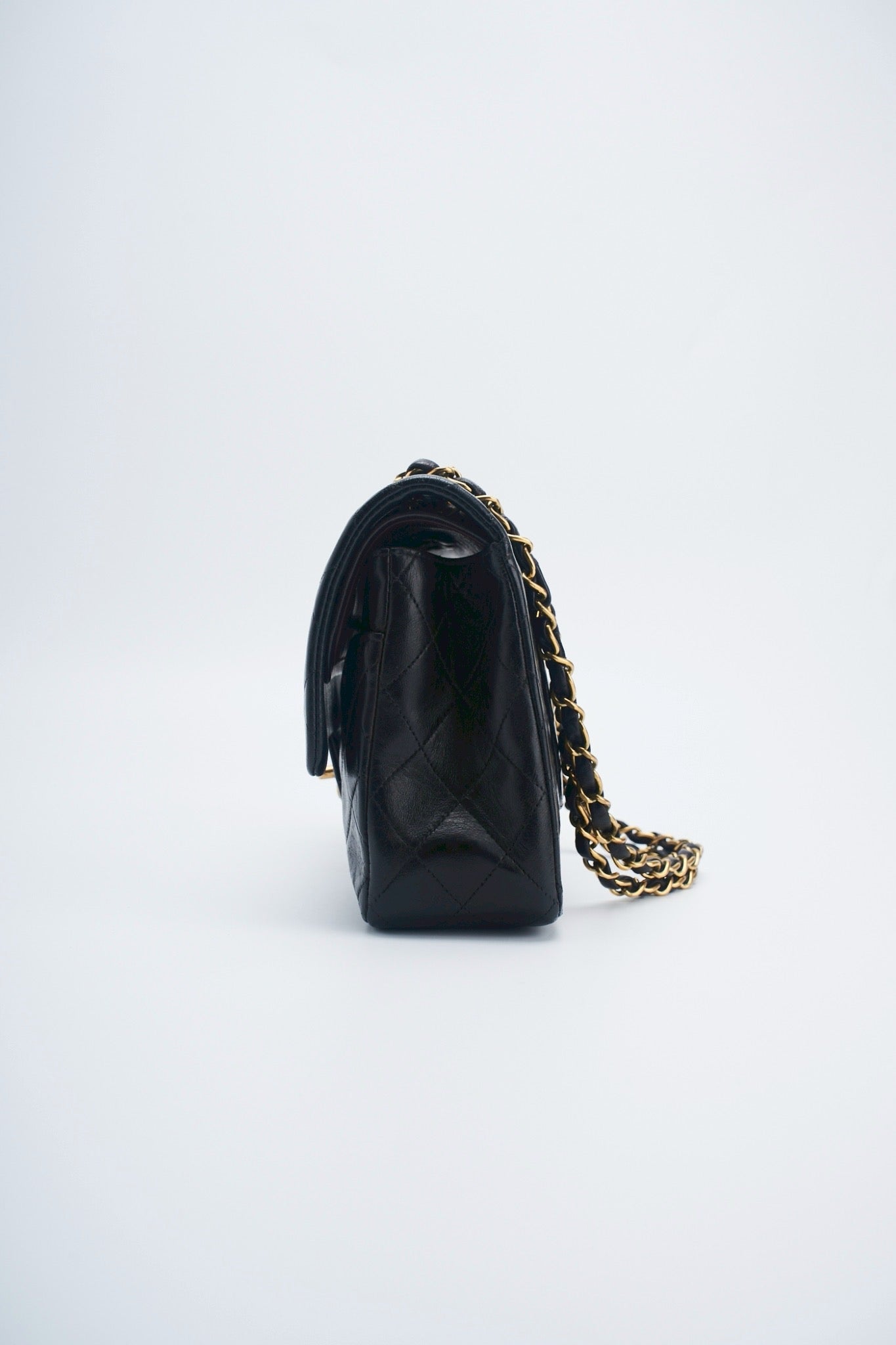 Chanel classic flab bag