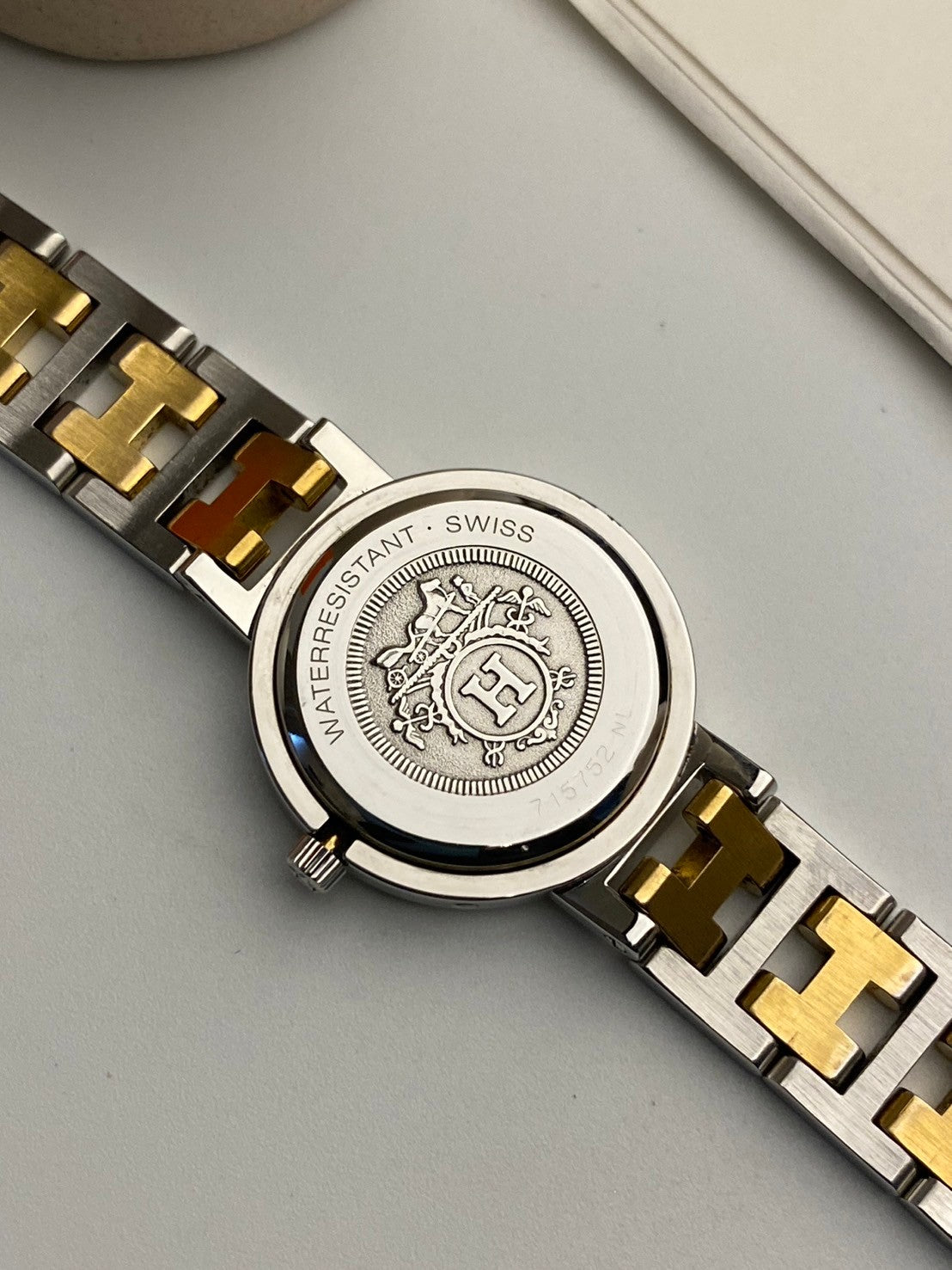 hermes white dial date watch  c.715752