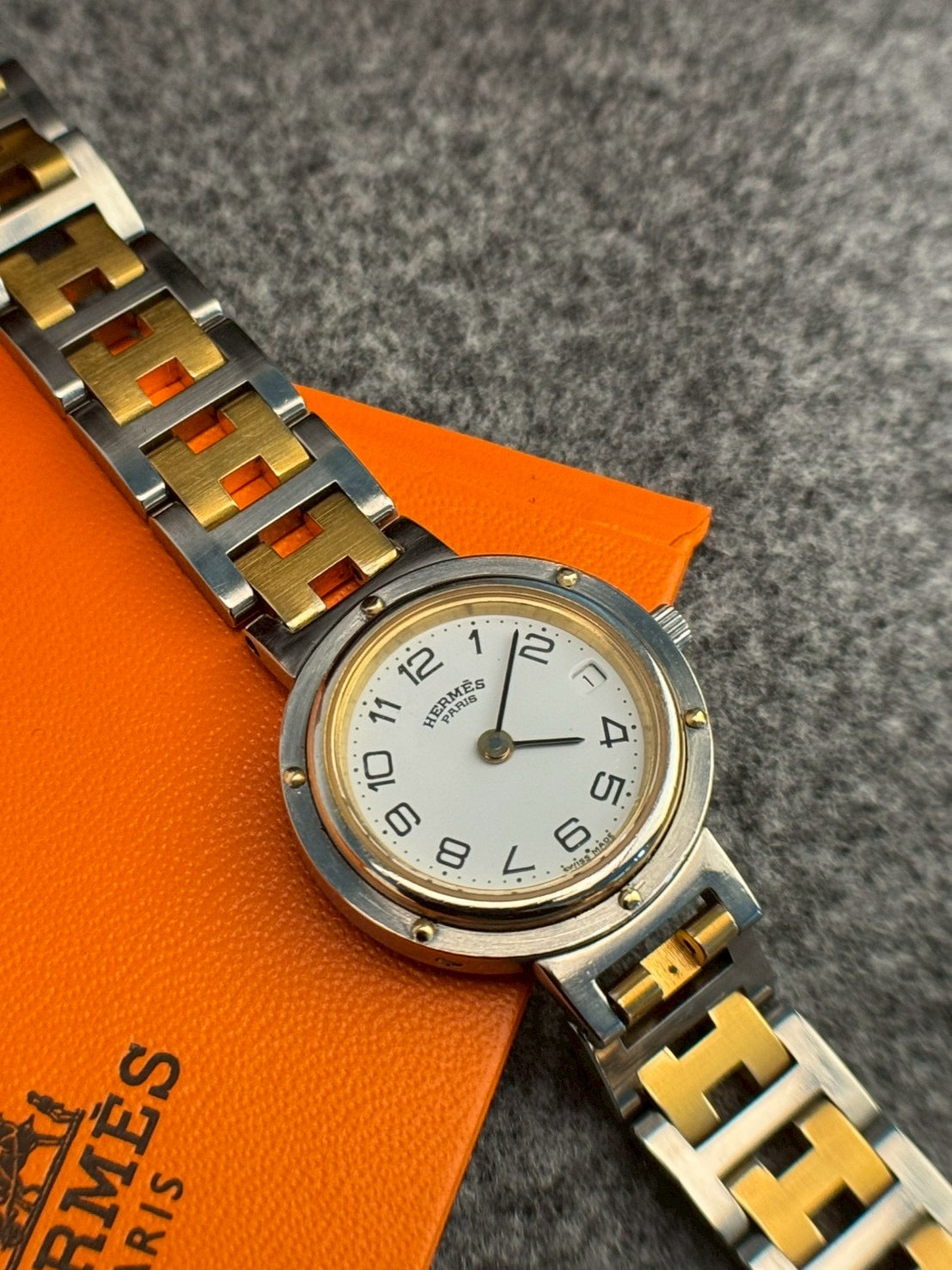 HERMES Clipper Date Combination c.0595