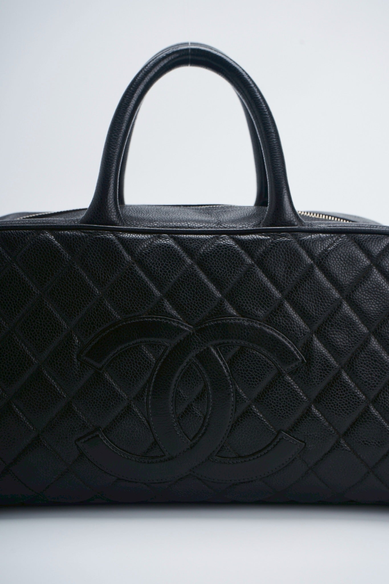 Chanel Boston black