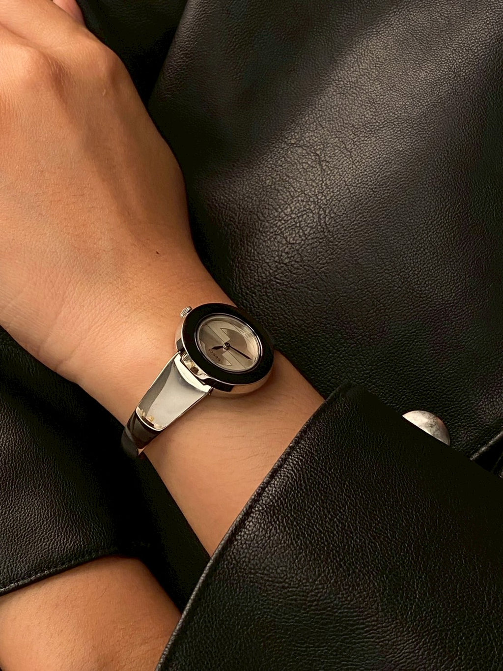 Gucci 129.5 bangle c.1542