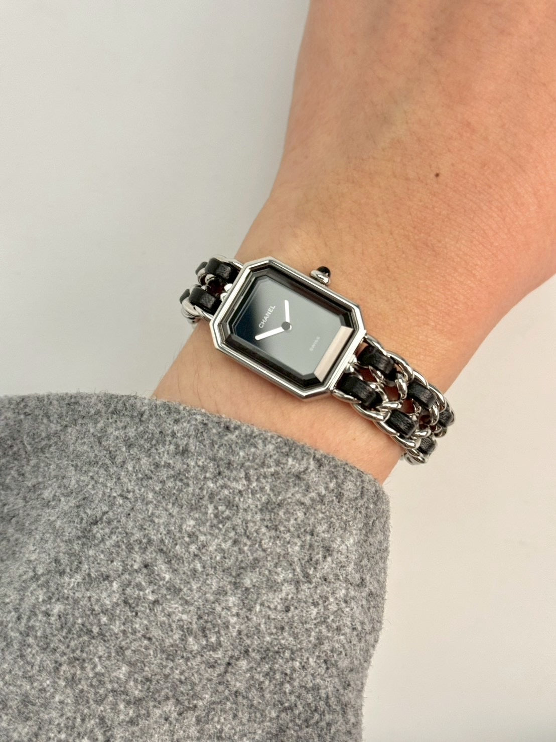 Chanel premiear silver Lsize c.78712