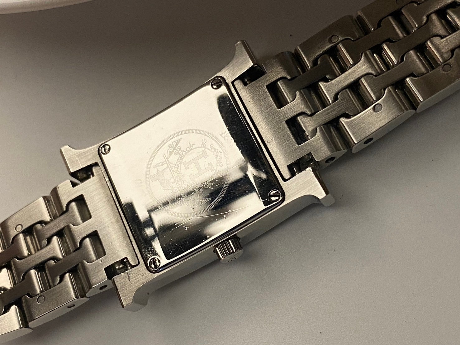 Hermes white dial diamond c.1627