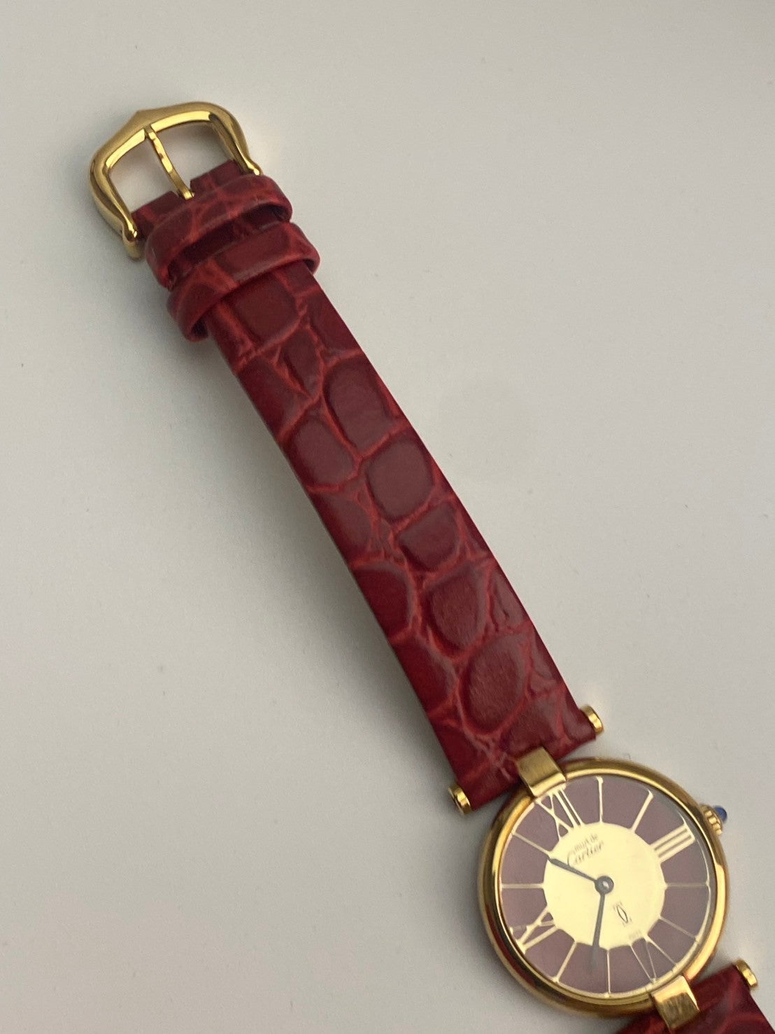 Cartier cilcle red dial sm c.9483