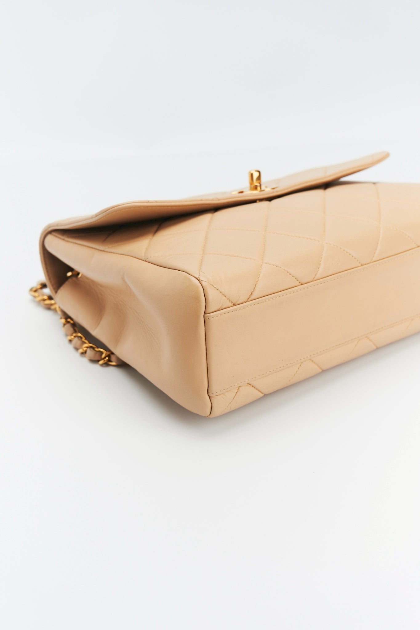 Chanel Quilted shoulder bag beige