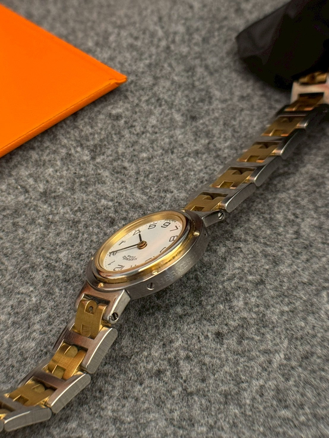 HERMES Clipper Date Combination c.0595