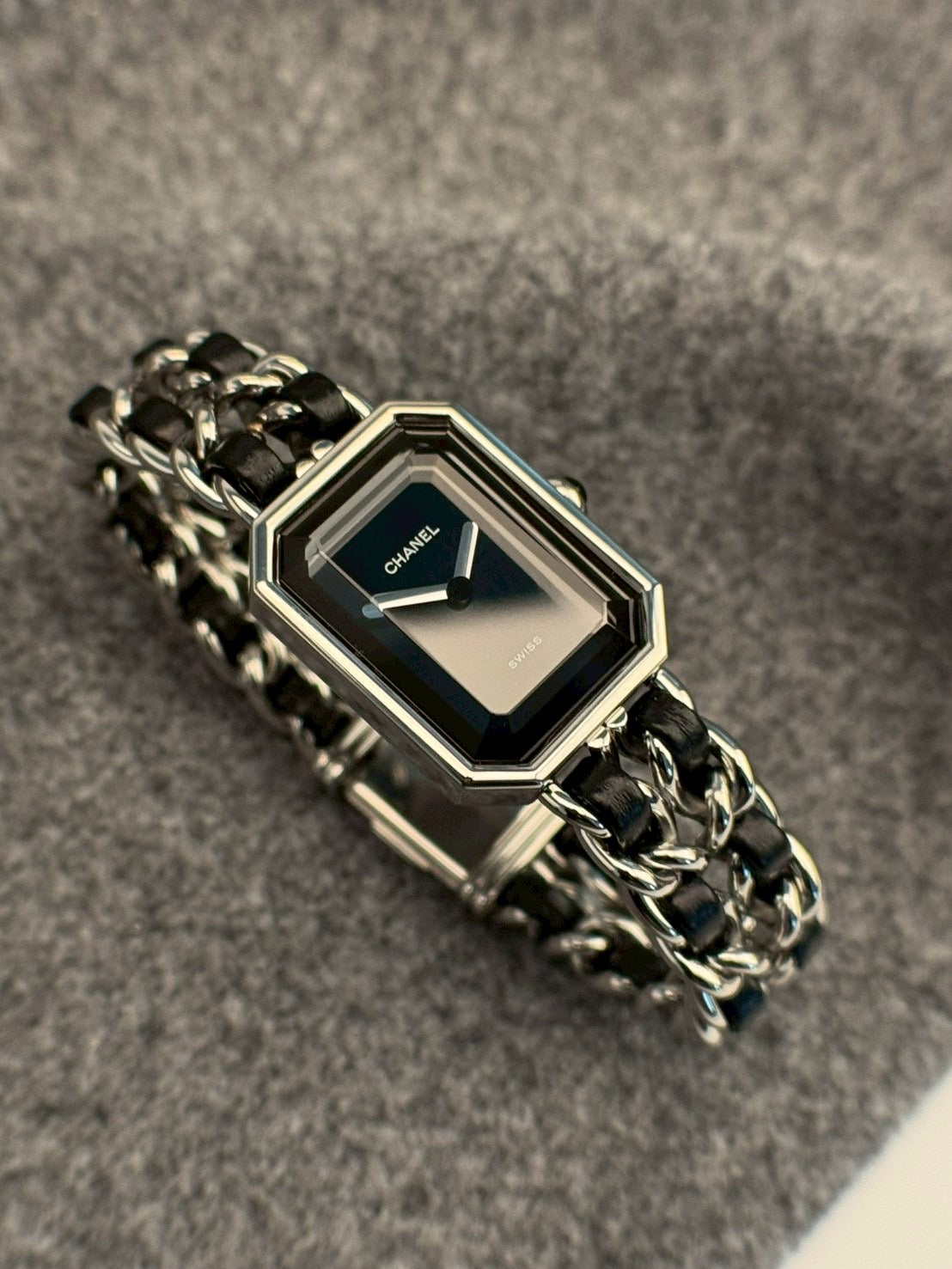 Chanel Premiere silver Lsize c.1607