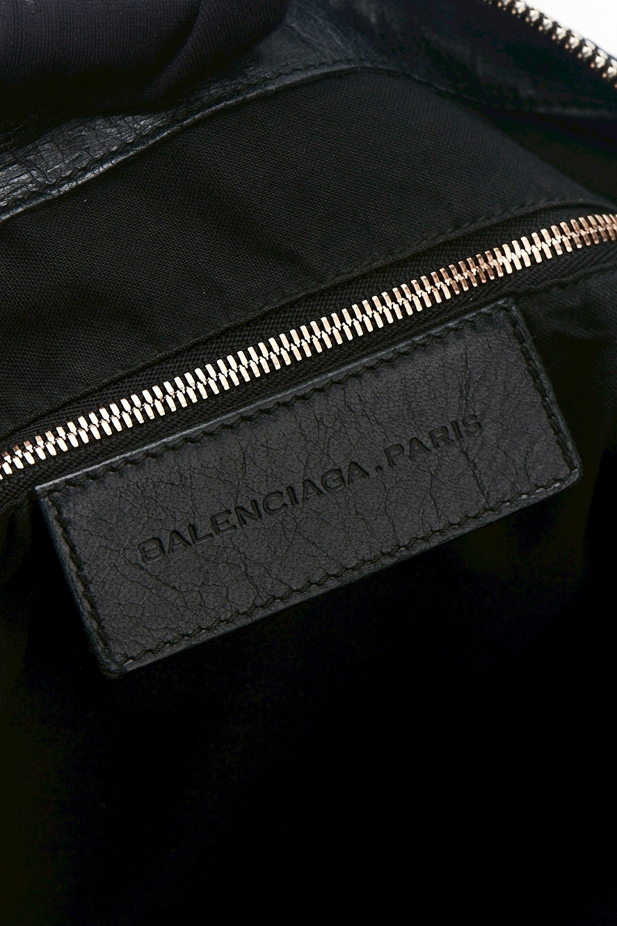 Balenciaga city gm size
