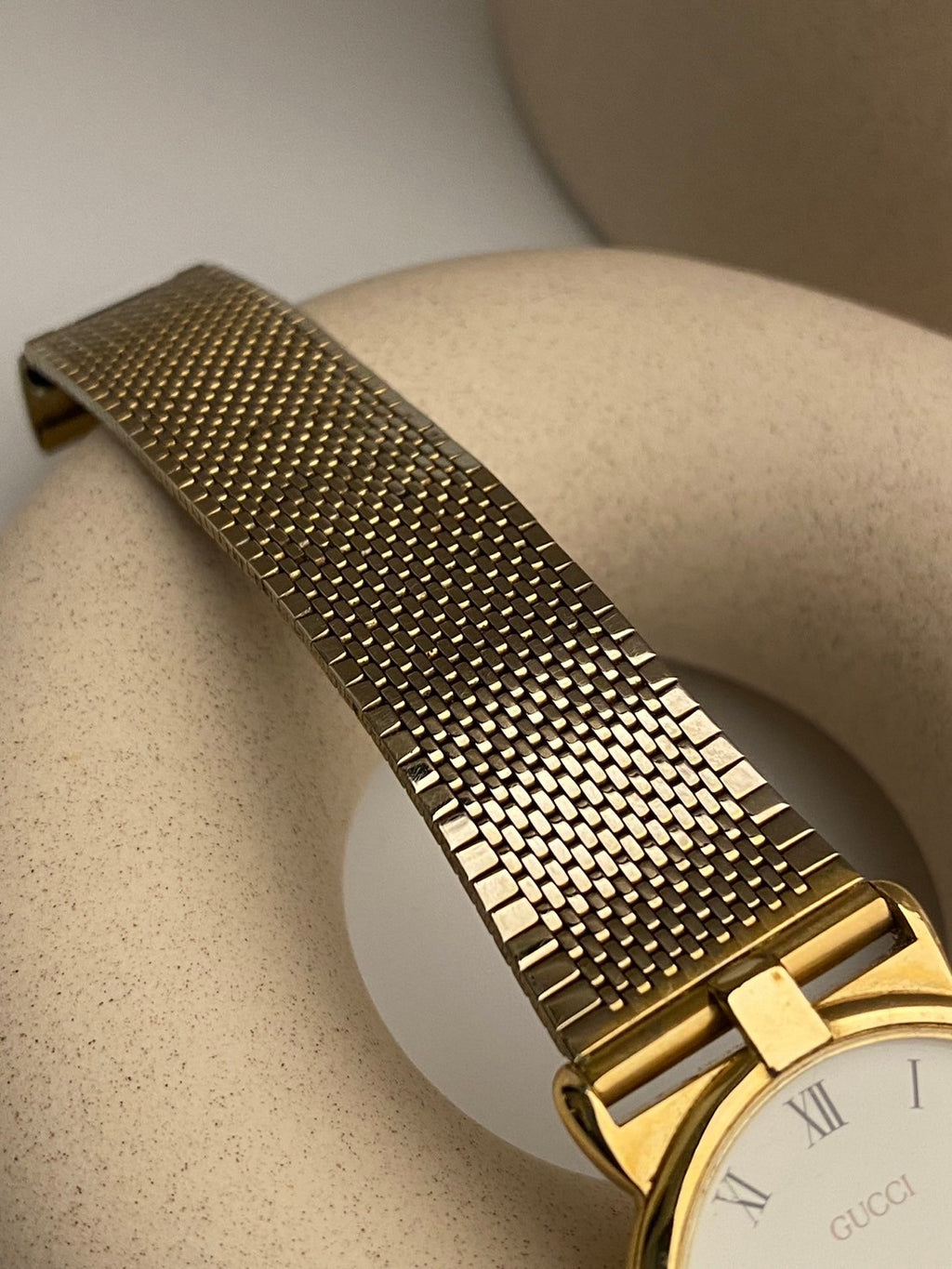 Gucci white dial gold 3400FM