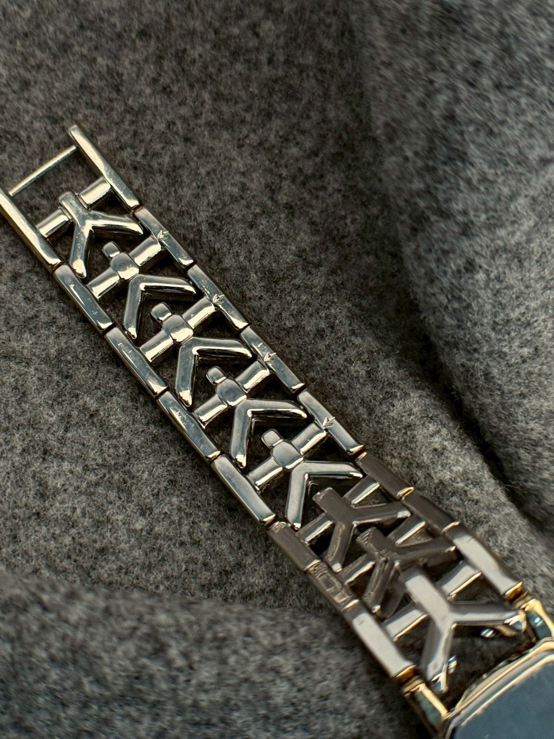 YSL Octagon c.0246