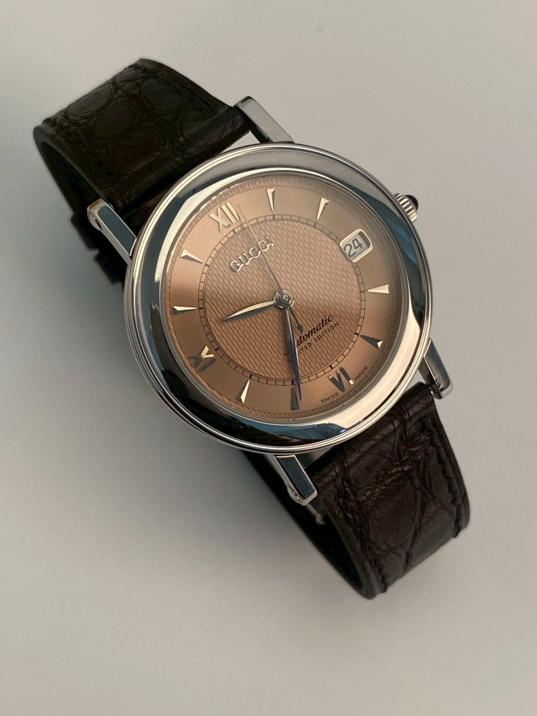 Gucci 7400 auto