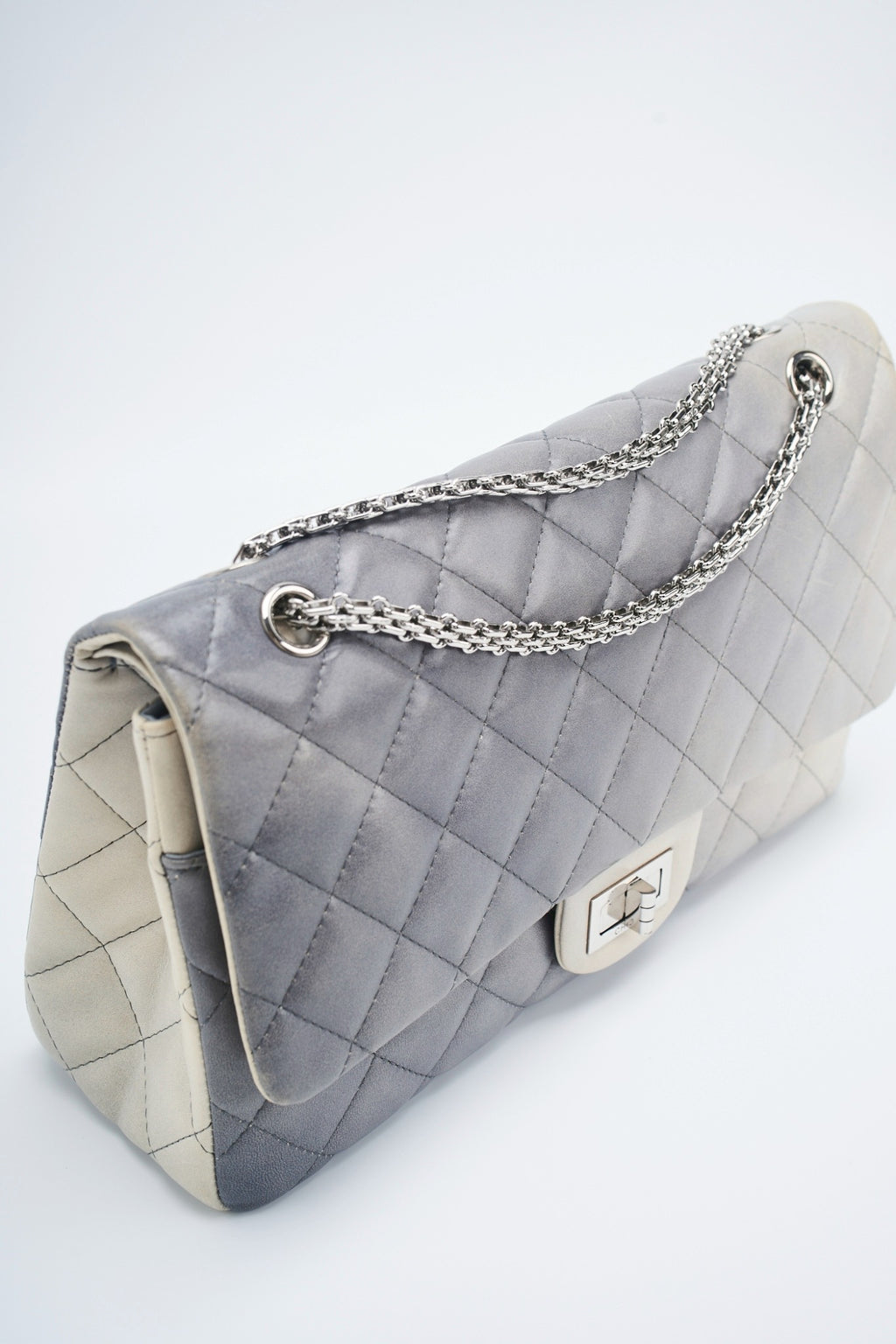 Chanel ombre reissue227