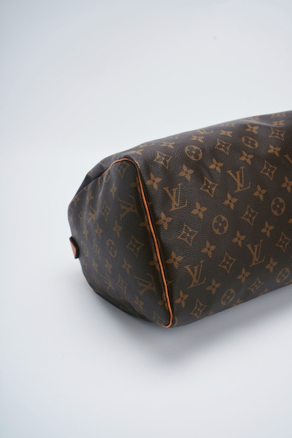 Louis Vuitton Speedy 30”