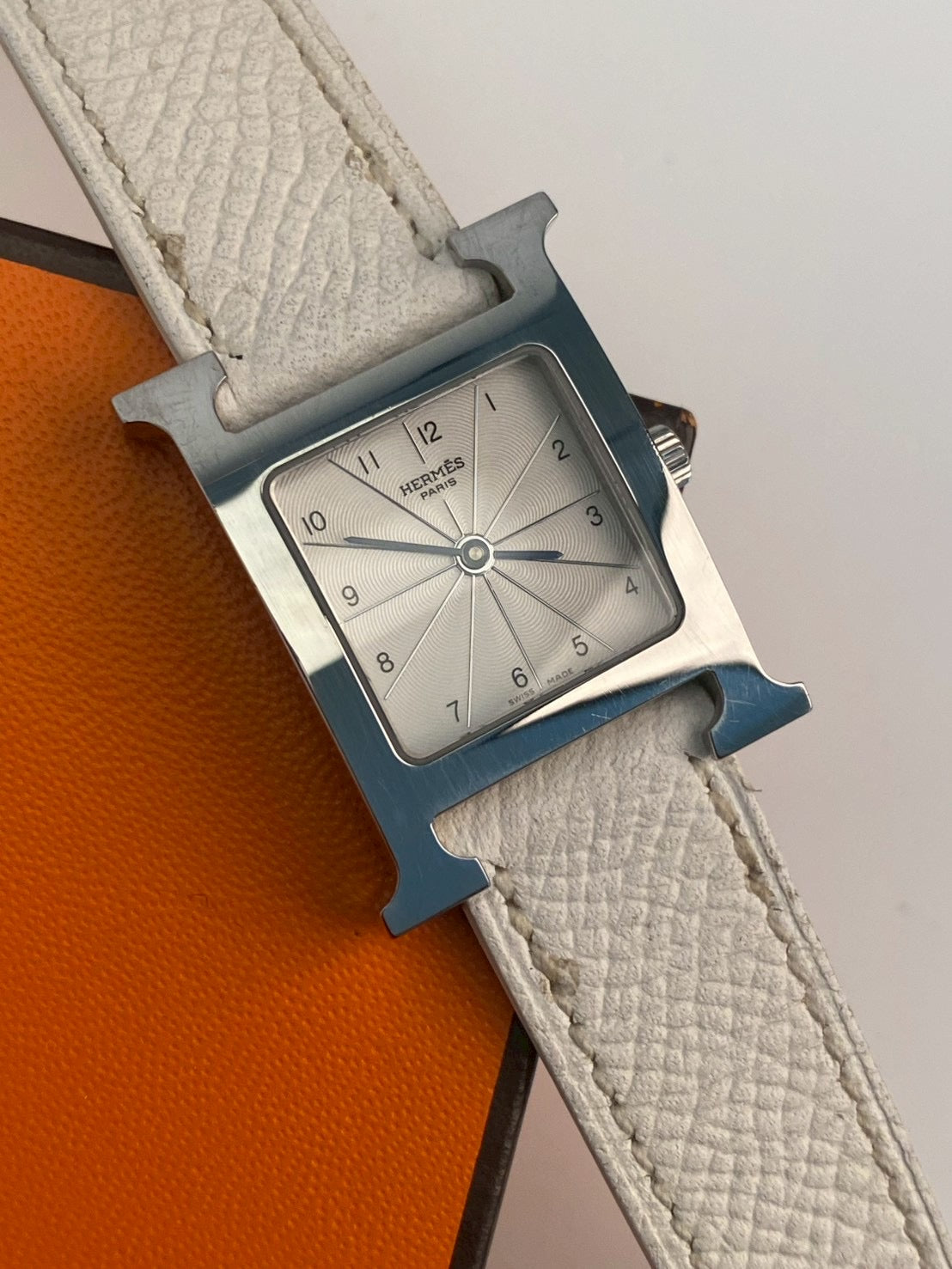 Hermes white dial H c.1526