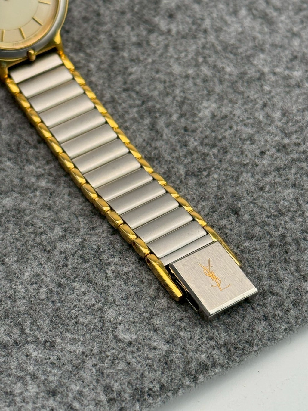 Ysl cream dial two-tone c.0480
