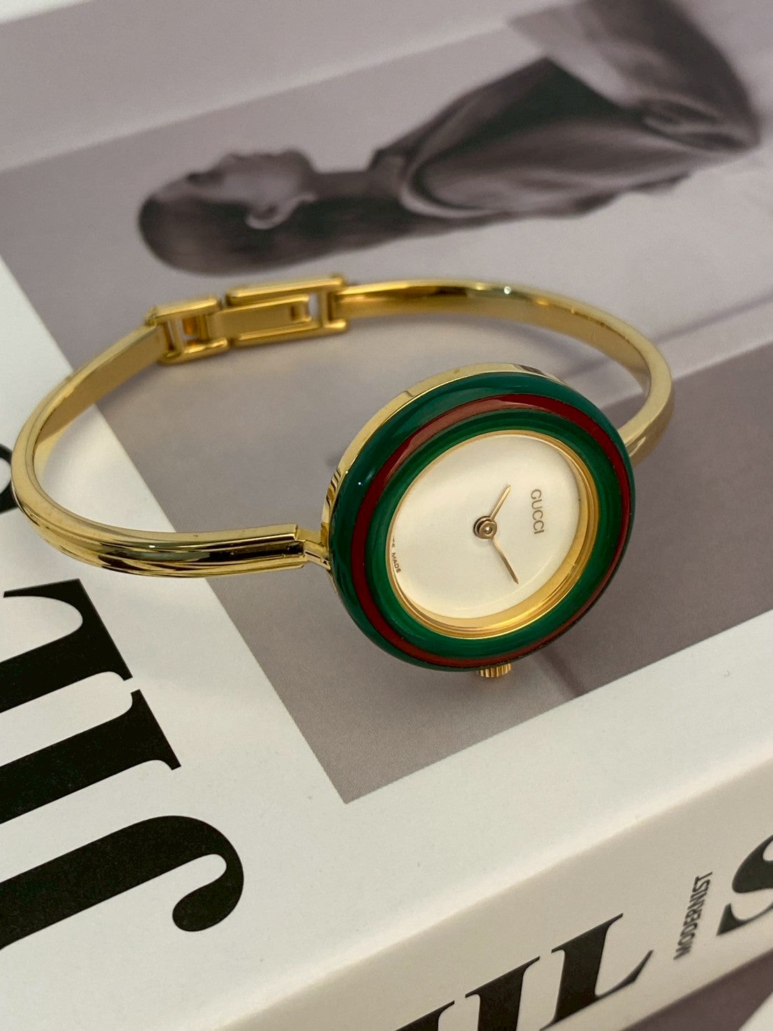 Gucci chang oring c.8184 L size